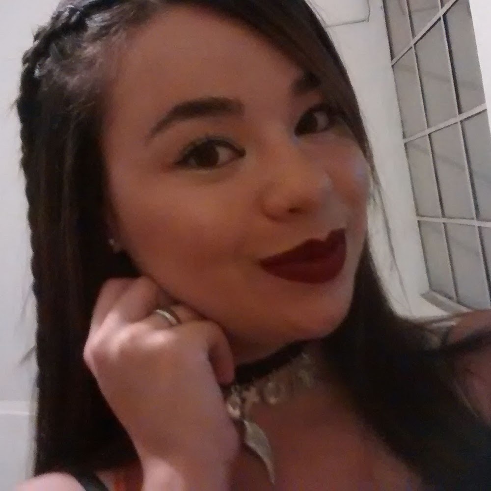 Meet your Posher, Daniela